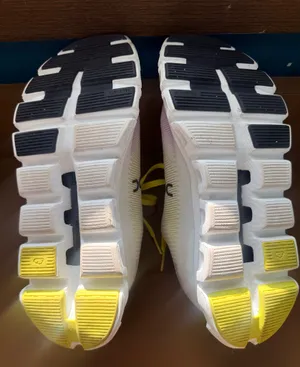 On Women’s Cloud 6 Push Running Shoes thumbnail 6