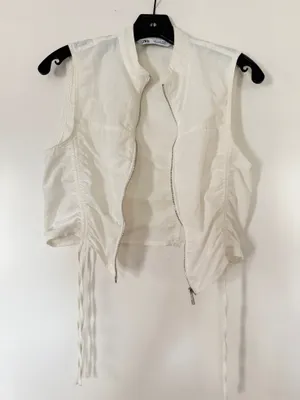 ZARA Zipper Top Crop White Small thumbnail 4