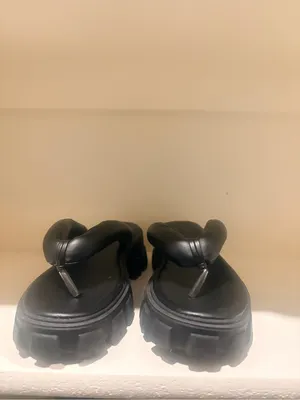 Forever 21 Black Chunky Platform Thong Sandals thumbnail 2