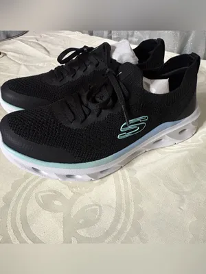 NWT- Skechers Women’s Black Knit Slip-On Sneakers with laces thumbnail 7