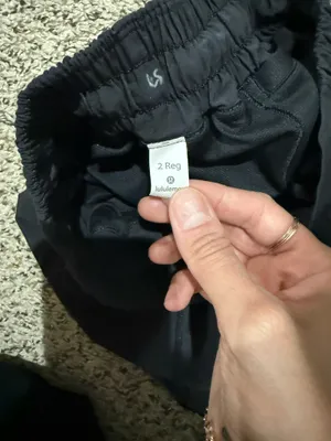 Lululemon Hotty Hot Short II *2.5" thumbnail 7