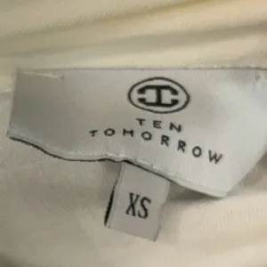 Ten Tomorrow Ivory Kori Pleated Maxi Dress Deep V Neck XS Coastal Minimalist thumbnail 11