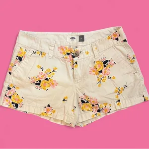 💐 Old Navy Floral Shorts thumbnail 2