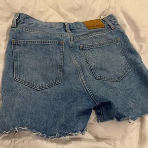 Denim forum THE YOKO MID THIGH SHORT Blue Size 26 thumbnail 7