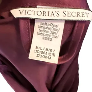 Victoria's Secret Belted Robe‎ thumbnail 6