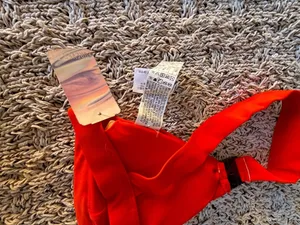  Forever 21 | Red Clasp Triangle Bikini Top | L-NWT thumbnail 3