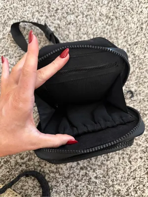 BEIS black sport sling thumbnail 4