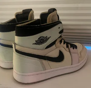 Nike Jordan 1 thumbnail 5