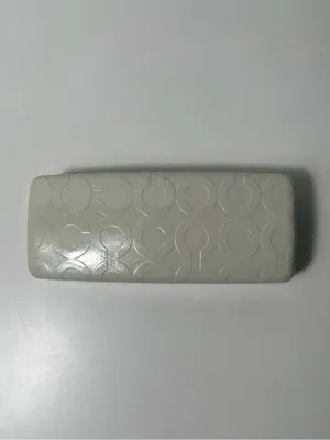 Coach Embossed Logo Large Hard Clamshell Sunglasses Eye Glasses Eyewear Case thumbnail 4