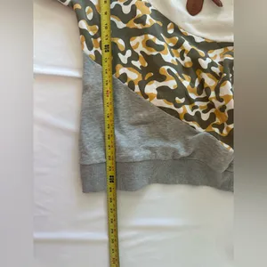Wanakome Hooded White/Camouflage Pullover Sweatshirt Hoodie size S thumbnail 7