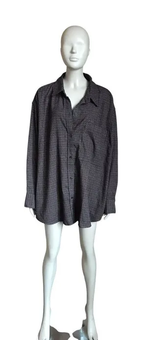 NWT Abercrombie & Fitch Black and Red Oversized Top thumbnail 1