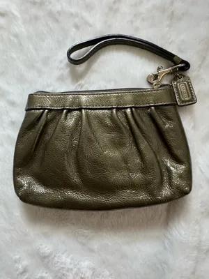 Coach Vintage Wristlet olive green patent leather thumbnail 3