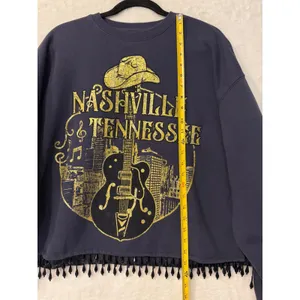 Goodie Two Sleeves Nashville Tennessee Beaded Fringe Cropped Sweatshirt Navy‎ XL thumbnail 2