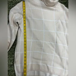 Ecowish Beige Grid Paneled turtleneck sweater thumbnail 3