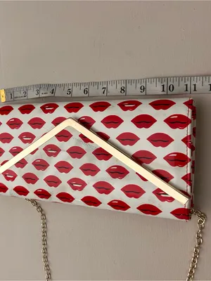 ALDO White Lip-Print Clutch with Gold Chain Strap thumbnail 4