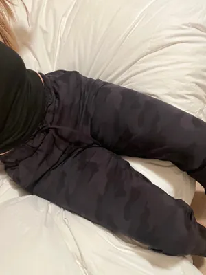 Lululemon Camo Pant thumbnail 2