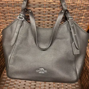 NWT Coach CM074 Black Pebbled Leather “Meadow” Shoulder Bag thumbnail 1
