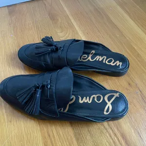 **SOLD** Sam Edelman Black Leather Almond Toe Tassel Mules Loafers sz 8.5 thumbnail 3