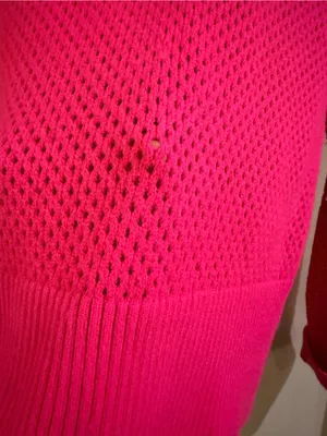Source Unknown Hot Pink Collared Zip-Neck Women's Sweater thumbnail 2