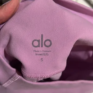 ALO Yoga Purple Bike Shorts High-Rise Seamless thumbnail 8