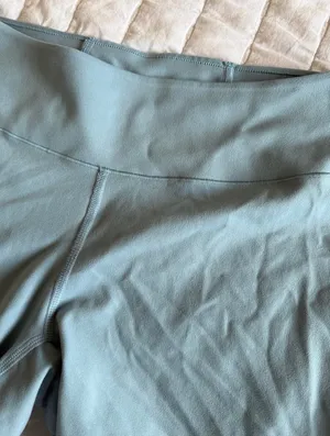 UNIQLO AIRism Blue Biker Shorts — S thumbnail 2