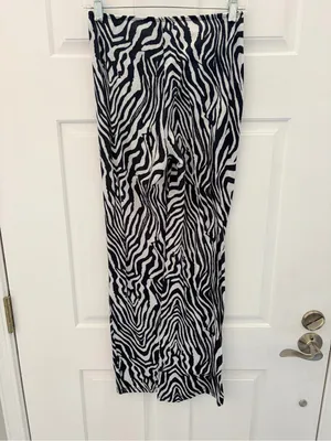 SHEIN Black and White Zebra Print Wide Leg Pants thumbnail 4