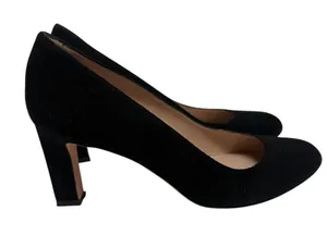 Stuart Weitzman Black 3" Suede Heels Sz. 8 thumbnail 1