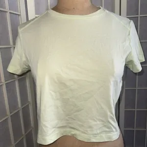 Victoria's Secret VS PINK Cotton Basic Light Green Crop Top Tee Shirt Sz XS NWT thumbnail 6