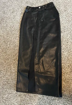 Impressions Black Leather Skirt thumbnail 3