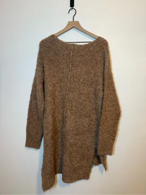 POL Slouchy Oversized V-neck Sweater thumbnail 5