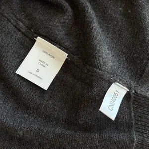 Y2K New York & Company Cropped Shrug Sweater Cozy Cardigan S Coquette Babydoll thumbnail 6