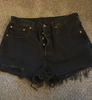 Levi’s 501 Shorts thumbnail 1