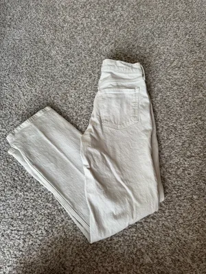 Abercrombie Jeans Curve Love The Baggy Low-Rise thumbnail 2