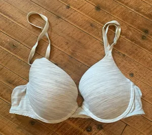 Victoria’s Secret heathered gray 32D push-up date night bra thumbnail 1