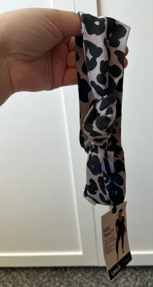 Smash + Tess x Loren Brovarnik NWT Soft Leopard Knot Headband‎ thumbnail 1