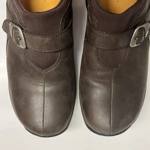 Merrell Brown Performance Slip-on Faux Buckle Footwear Shoes- Size 8 thumbnail 4