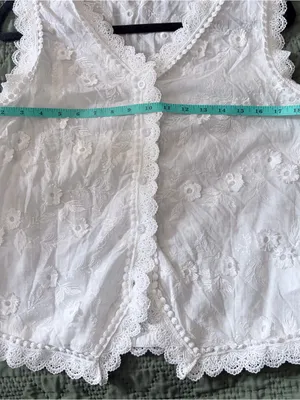 Boutique White Lace Embroidered Button Front Sleeveless Top Large thumbnail 6