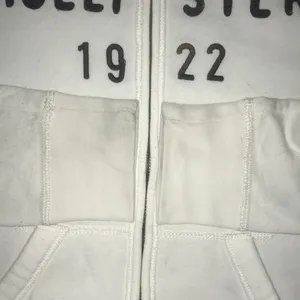 HOLLISTER California 1922 zip up hoodie white with black lettering Y2K size M thumbnail 9