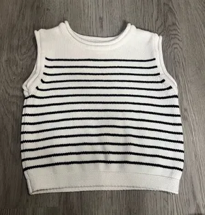 Jessica Simpson Sweater Vest Size XS thumbnail 1