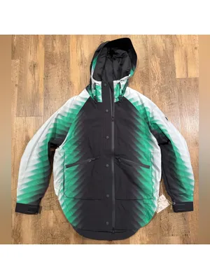 FP Movement Singin' in the Rain Printed Ski Snowboard Jacket in Alien Combo XS thumbnail 5