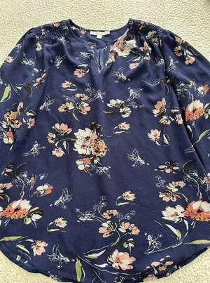 Fun2Fun Navy Blue Floral Boho Kenmore Split Neck Stretch Blouse Size S thumbnail 5