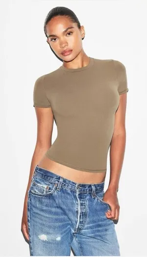 SKIMS T-Shirt thumbnail 1