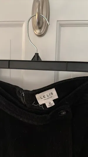 Le lis Curdory Blacj Skirt thumbnail 2