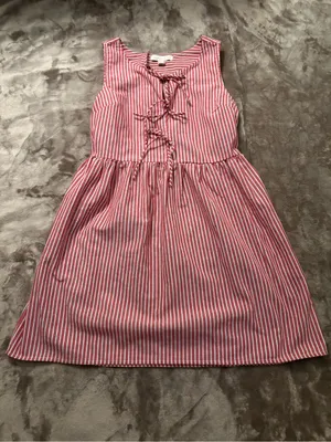 Monteau Dress Women’s Size M Red and White Striped Tie-Neck Top thumbnail 8