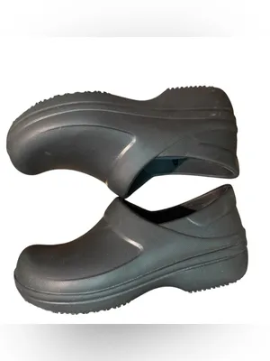 CROCS black Slip-On Mule Clogs anti slip work comfort shoe sz 7 lightweight thumbnail 3