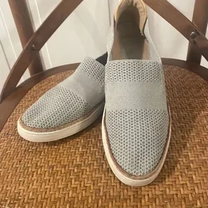 Ugg Sammy grey metallic loafer flats size 9.5 thumbnail 10