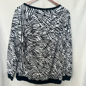 Nike Rally Large Oversized Pullover Sweater thumbnail 4