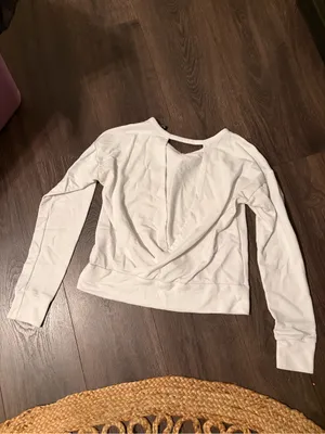 Nike White Women’s Long-Sleeve Open-Back Sweatshirt XS thumbnail 2