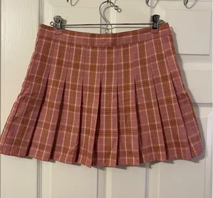 Amazon Pink Plaid Pleated Mini Skirt thumbnail 1