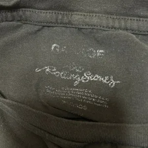 The Rolling Stones Women's Black Short Sleeve Graphic Band Tee T-Shirt Top Sz M thumbnail 4